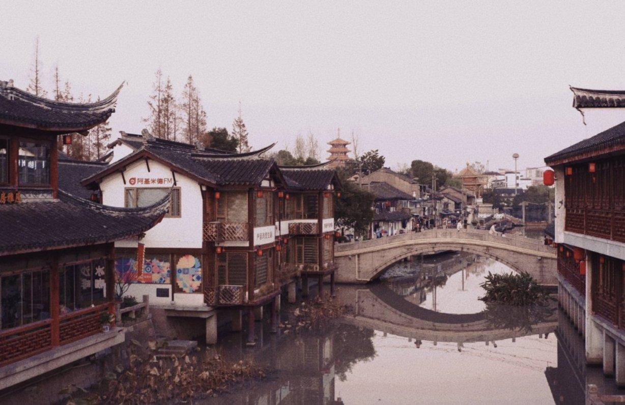 引球进框